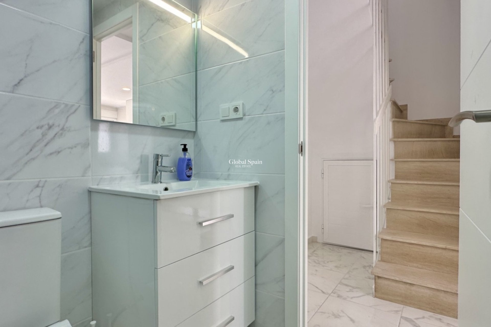 Resale - HOUSE -
TORREVIEJA - Costa Blanca