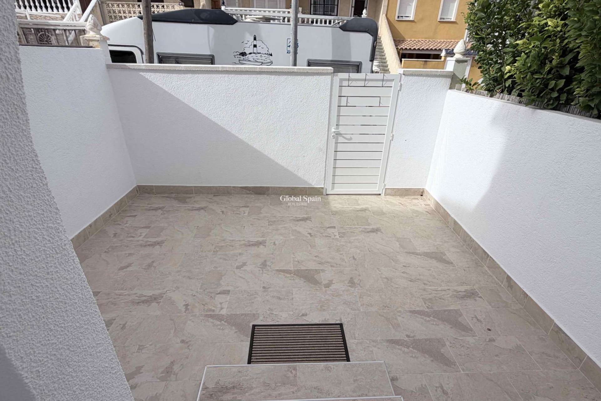 Resale - HOUSE -
TORREVIEJA - Costa Blanca