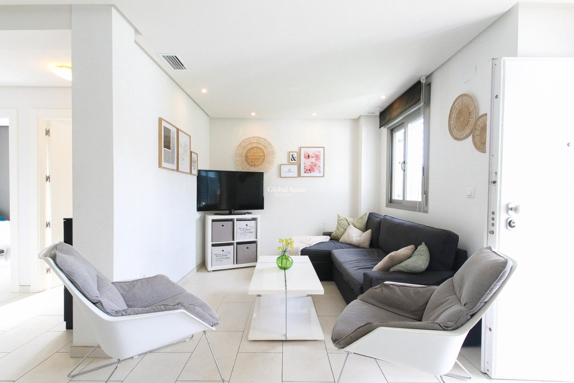 Resale - HOUSE -
TORREVIEJA - Costa Blanca