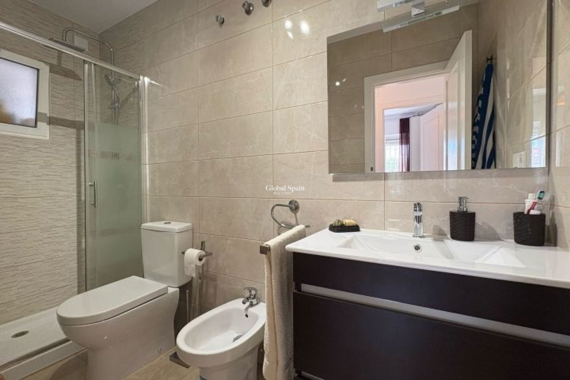 Resale - HOUSE -
TORREVIEJA - Costa Blanca