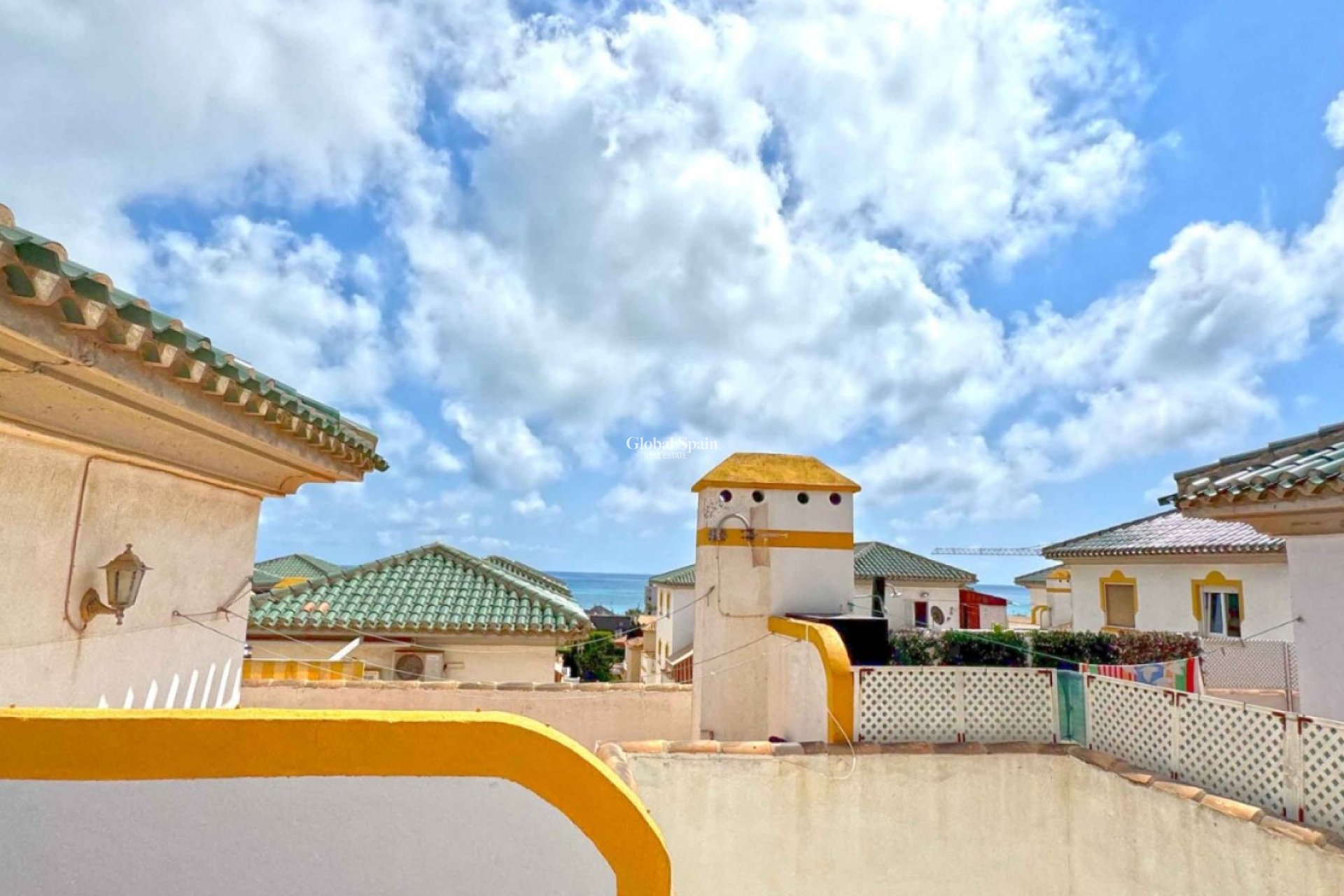 Resale - HOUSE -
TORREVIEJA - Costa Blanca