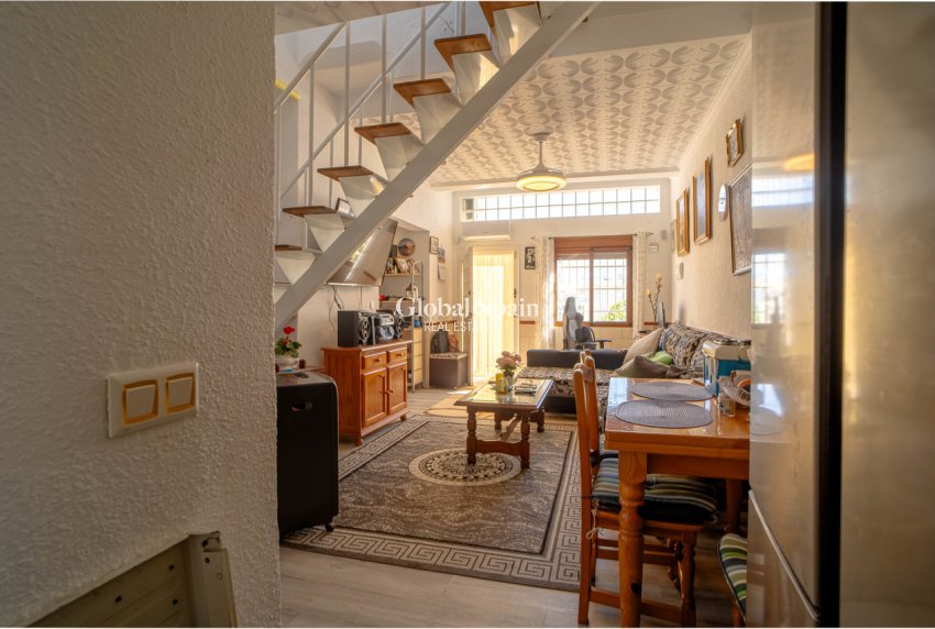 Resale - HOUSE -
TORREVIEJA - Costa Blanca