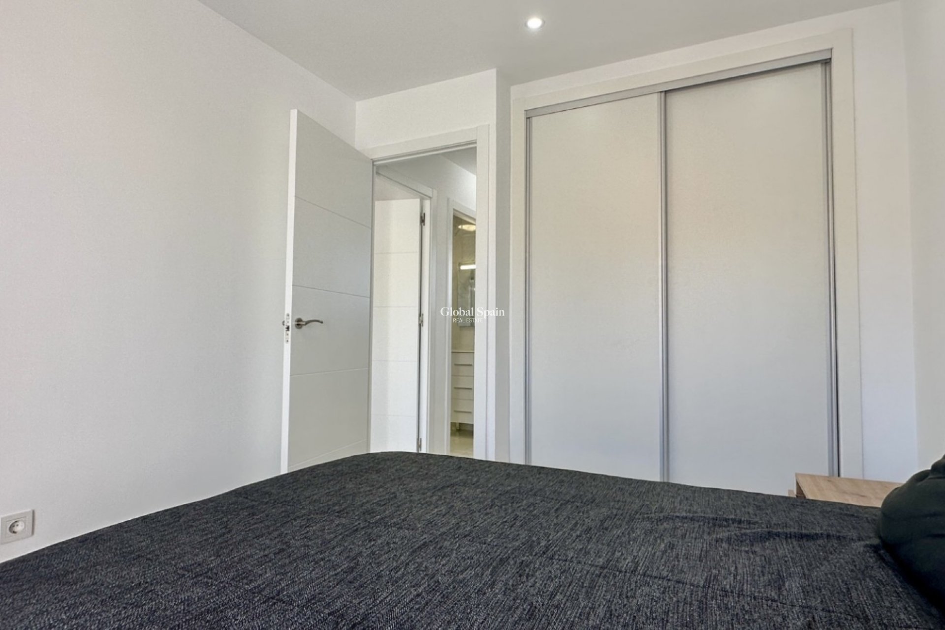 Resale - HOUSE -
TORREVIEJA - Costa Blanca