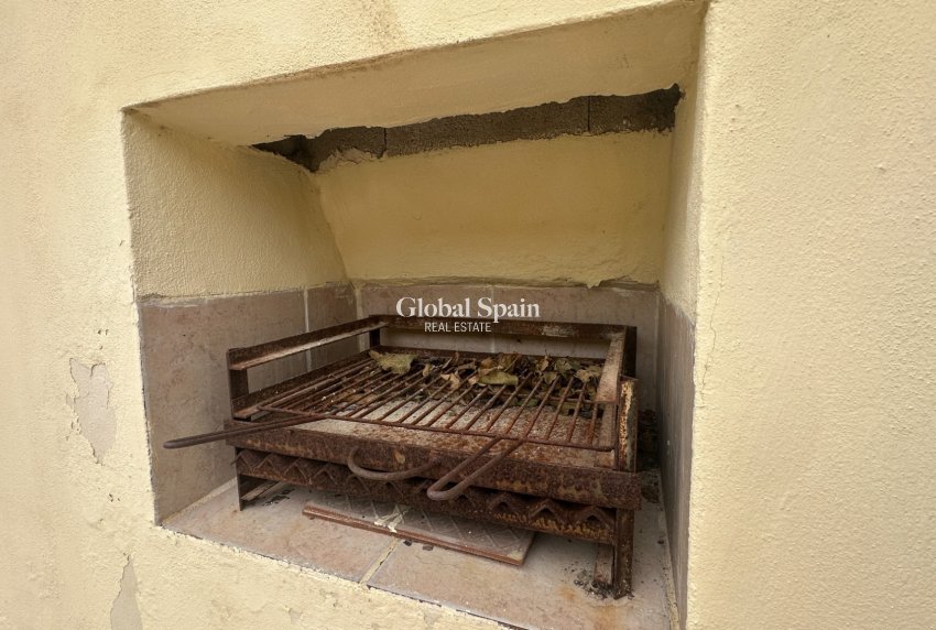 Resale - HOUSE -
TORREVIEJA - Costa Blanca