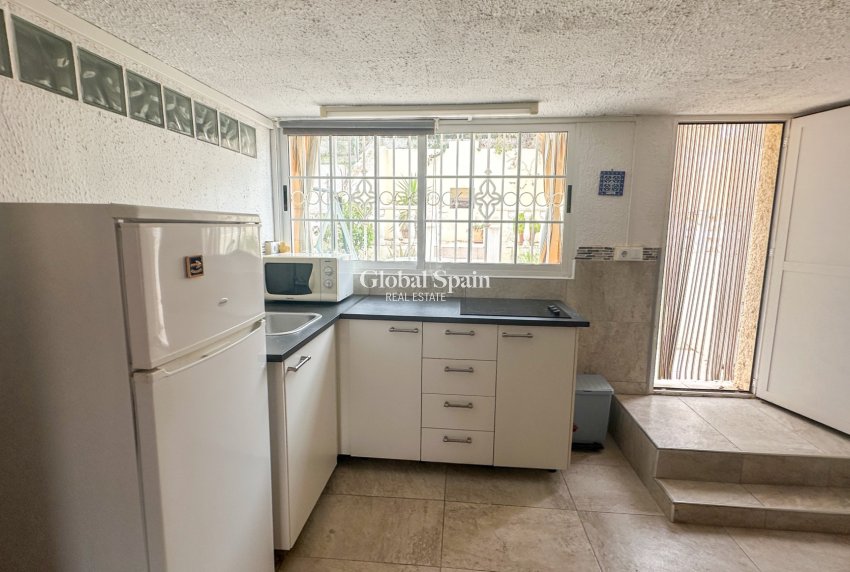 Resale - HOUSE -
TORREVIEJA - Costa Blanca