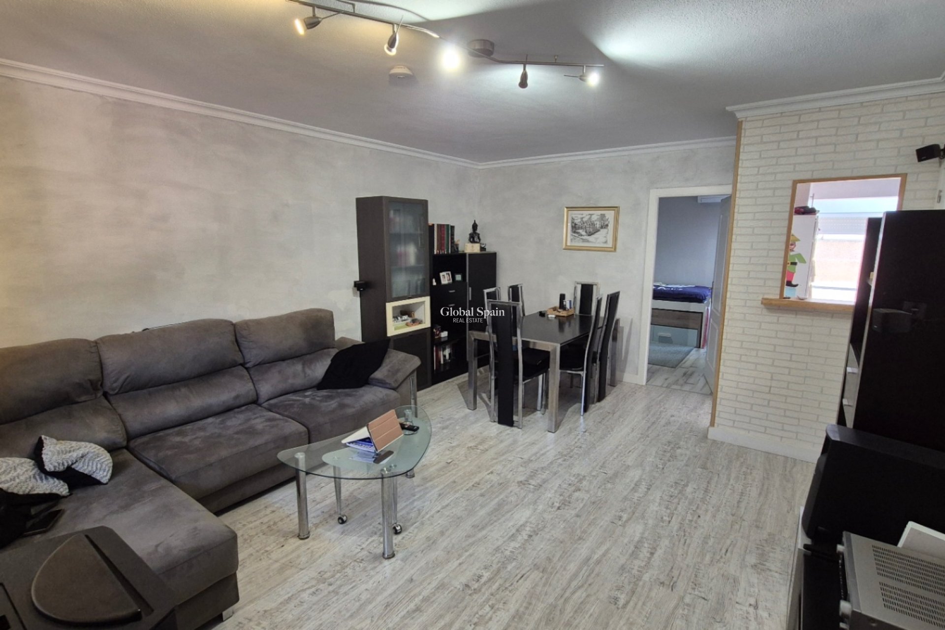 Resale - HOUSE -
TORREVIEJA - Costa Blanca