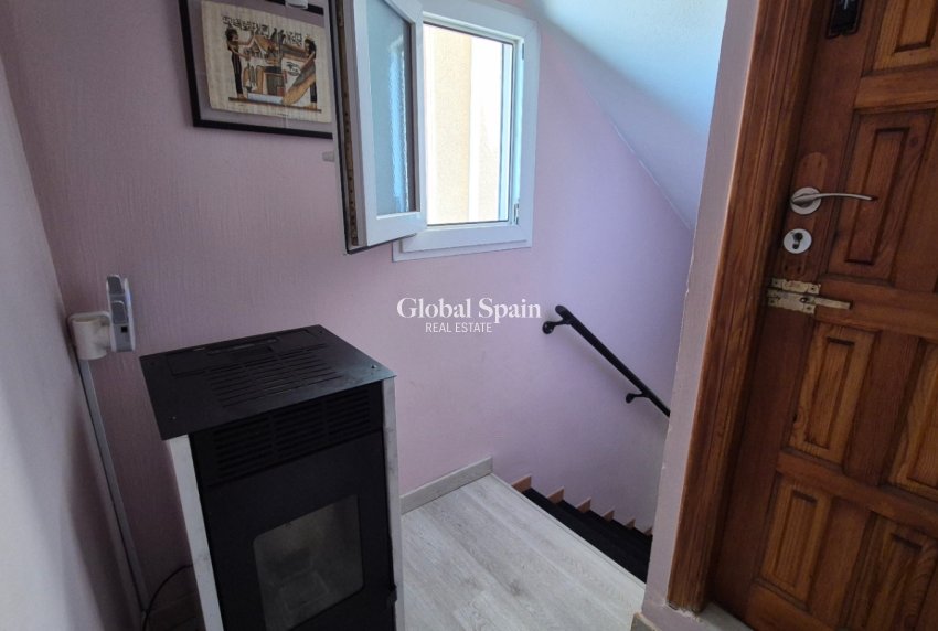 Resale - HOUSE -
TORREVIEJA - Costa Blanca