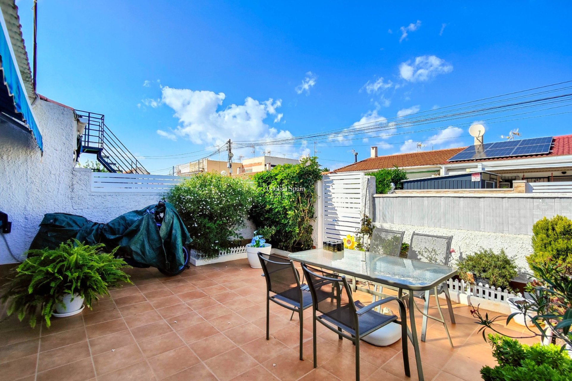 Resale - HOUSE -
TORREVIEJA - Costa Blanca
