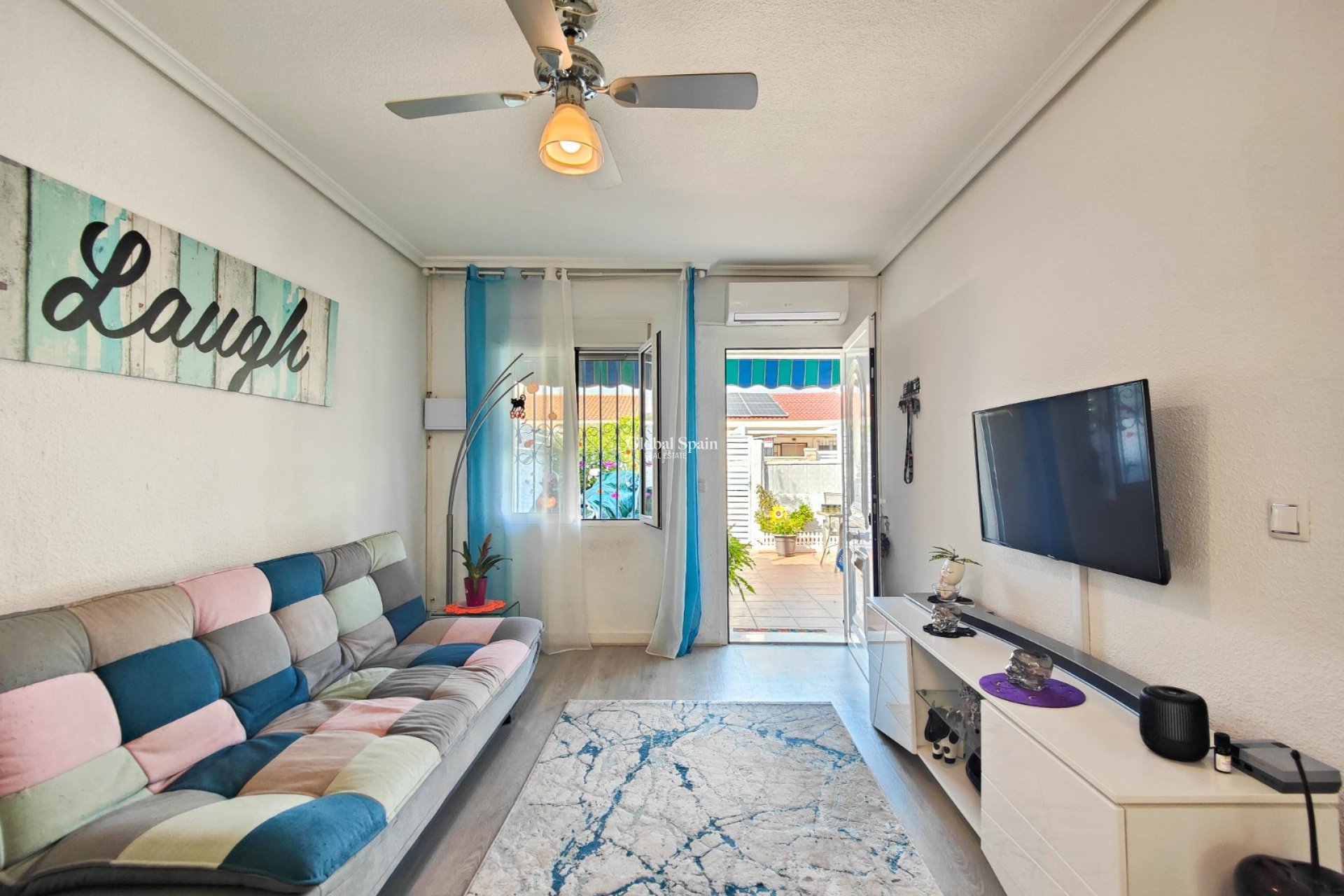 Resale - HOUSE -
TORREVIEJA - Costa Blanca