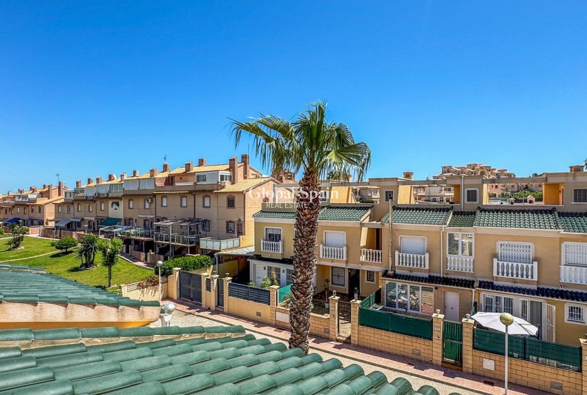 Resale - HOUSE -
TORREVIEJA - Costa Blanca