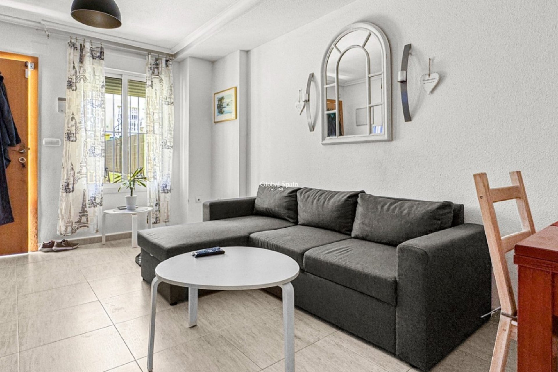 Resale - HOUSE -
TORREVIEJA - Costa Blanca