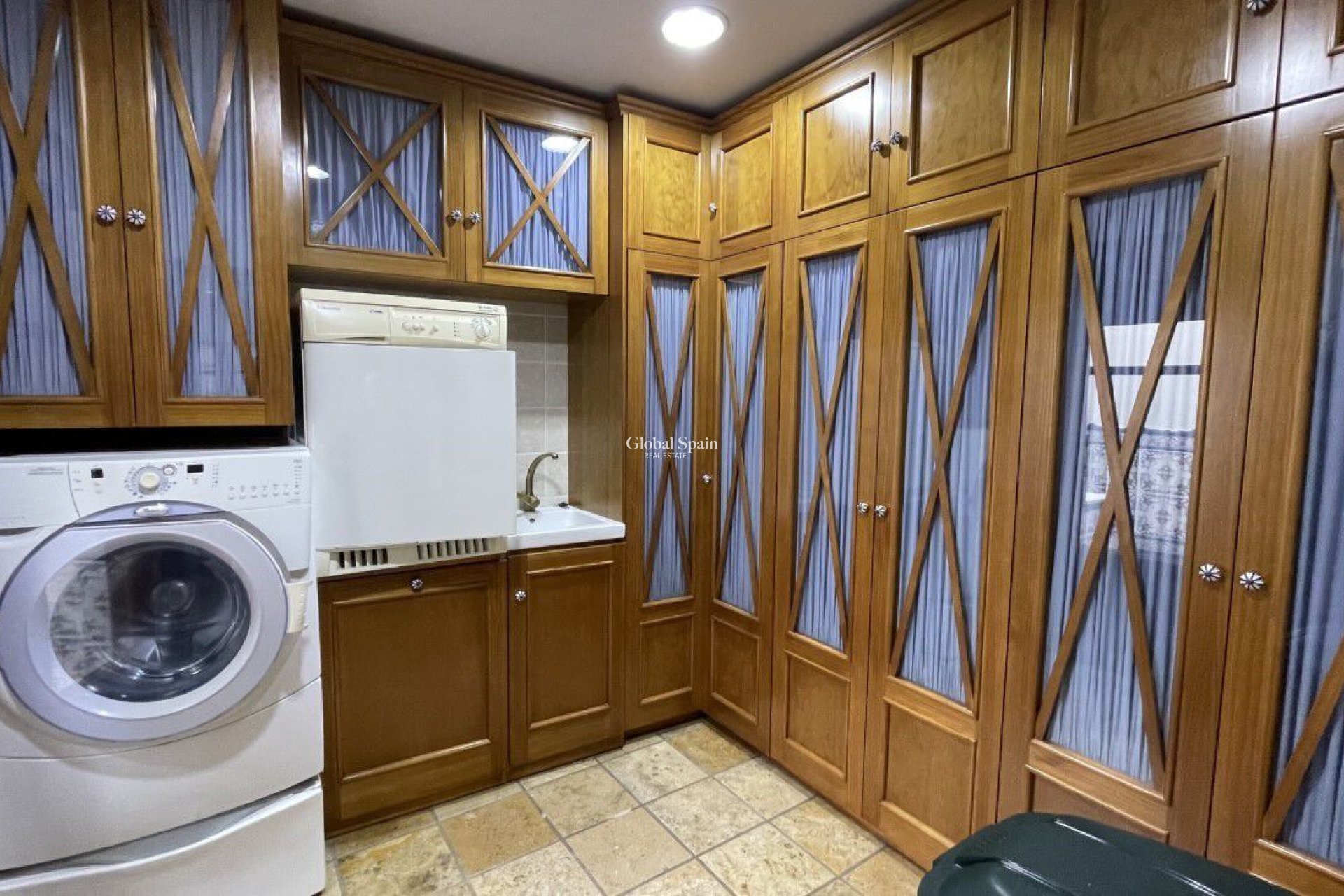 Resale - HOUSE -
TORREVIEJA - Costa Blanca