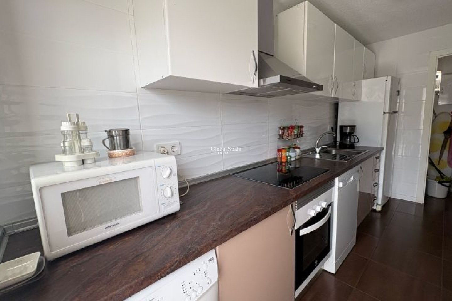 Resale - HOUSE -
TORREVIEJA - Costa Blanca