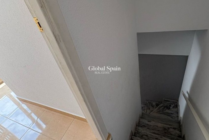 Resale - HOUSE -
TORREVIEJA - Costa Blanca