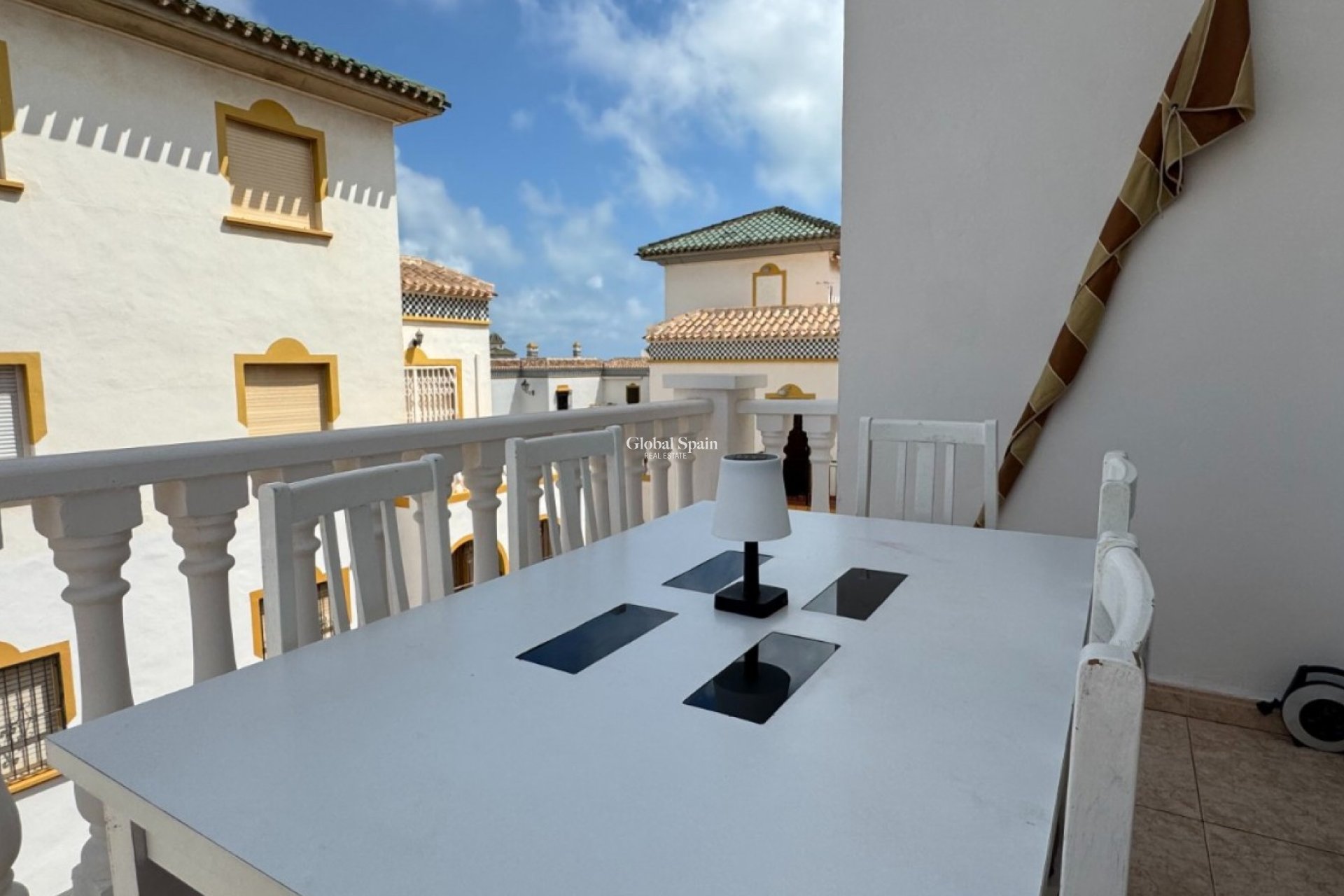 Resale - HOUSE -
TORREVIEJA - Costa Blanca