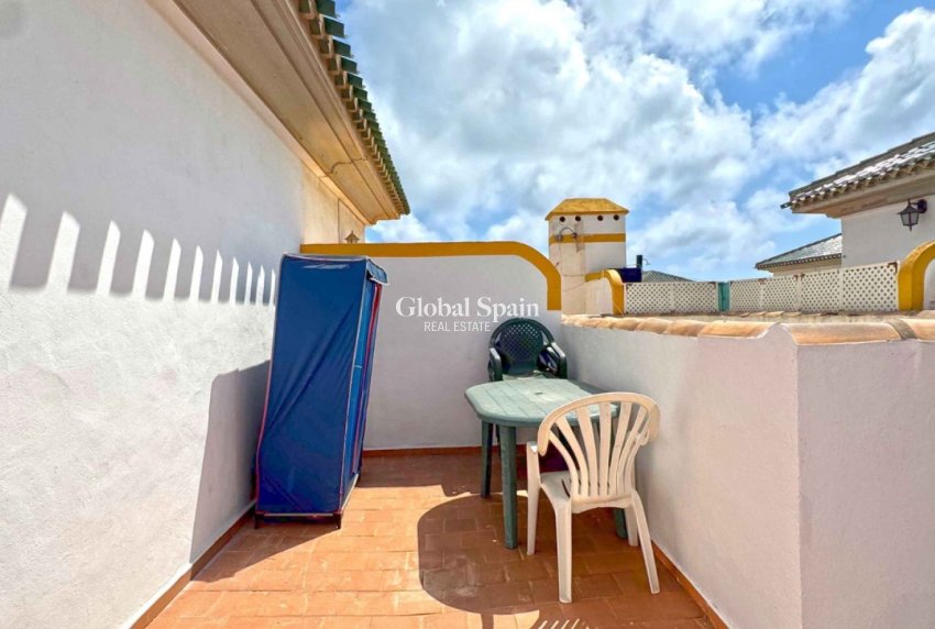 Resale - HOUSE -
TORREVIEJA - Costa Blanca