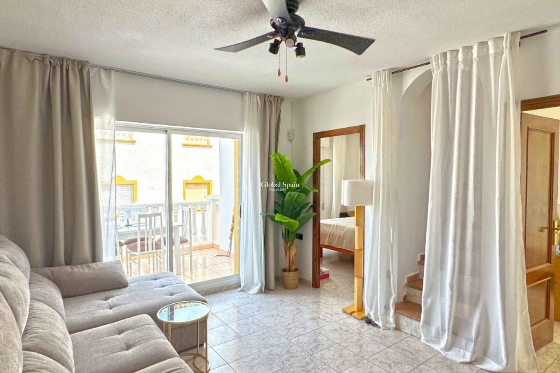 Resale - HOUSE -
TORREVIEJA - Costa Blanca