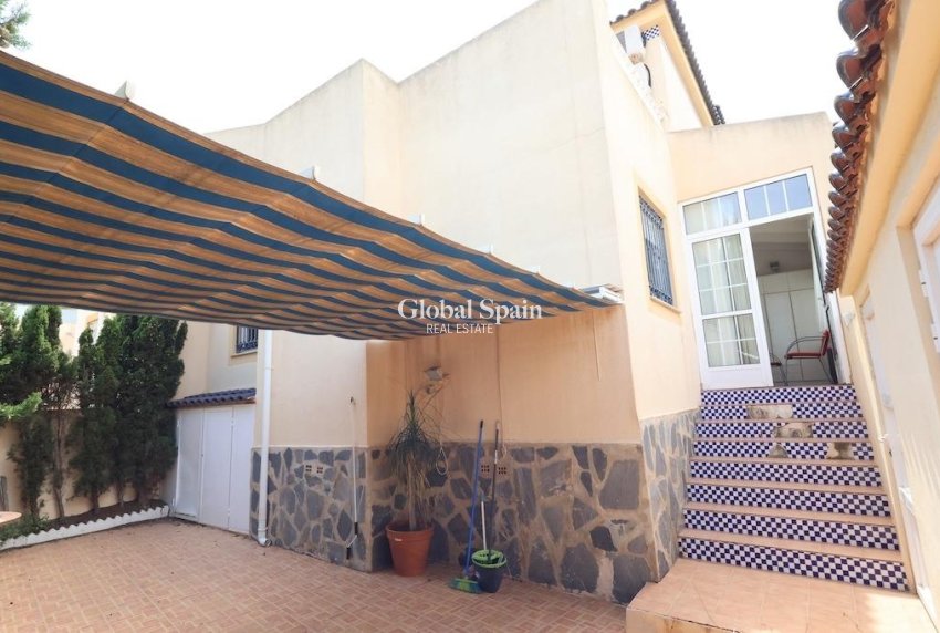 Resale - HOUSE -
TORREVIEJA - Costa Blanca
