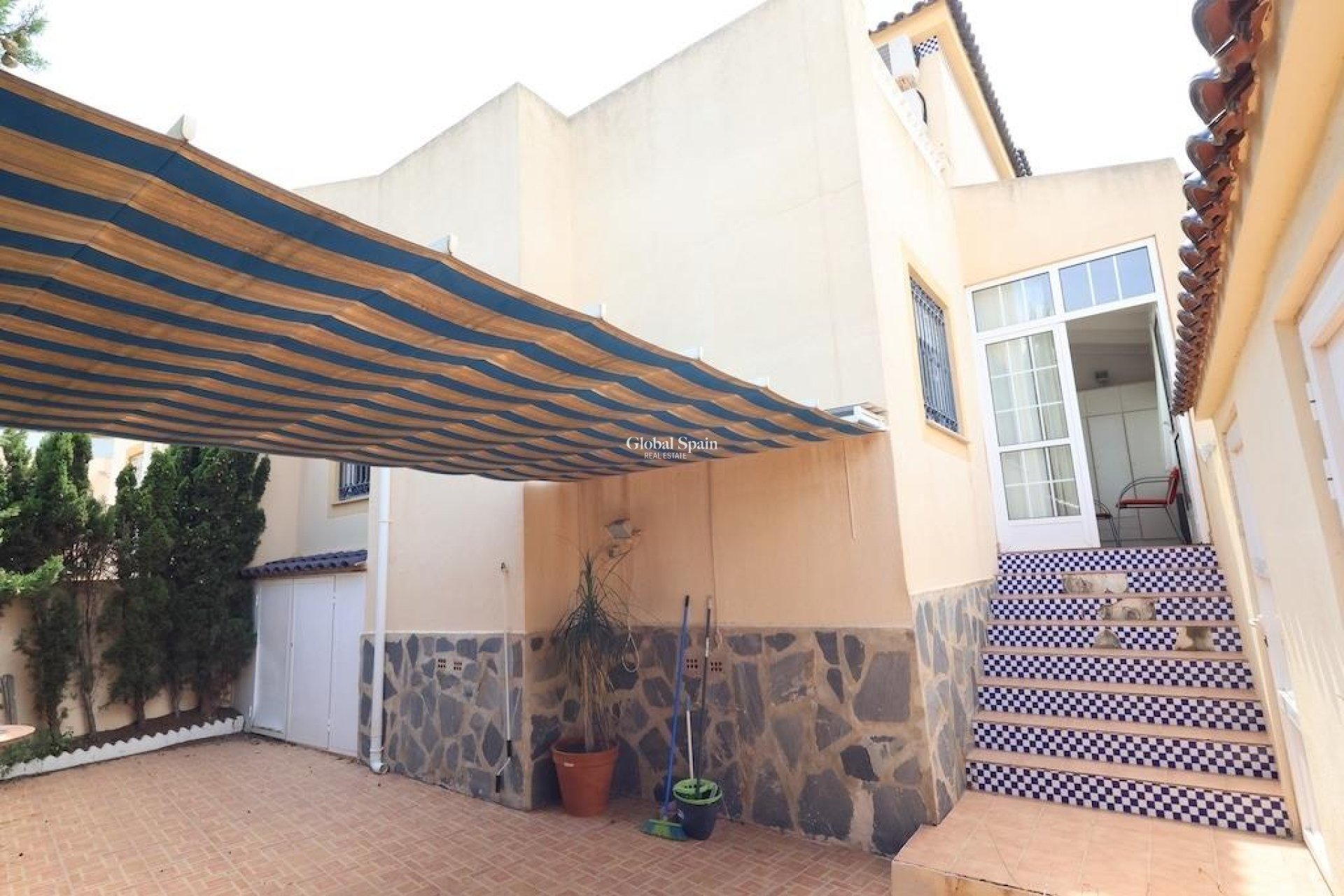 Resale - HOUSE -
TORREVIEJA - Costa Blanca