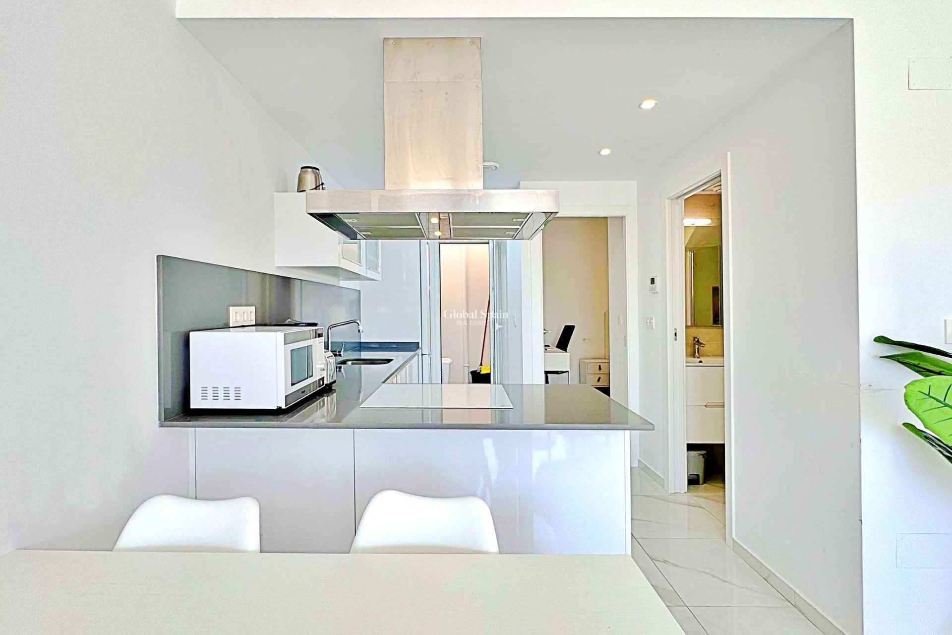 Resale - HOUSE -
TORREVIEJA - Costa Blanca