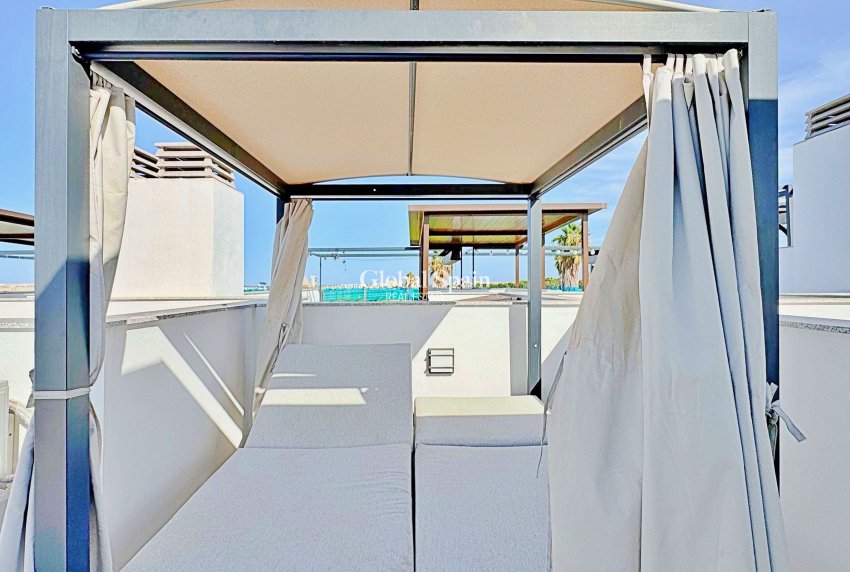 Resale - HOUSE -
TORREVIEJA - Costa Blanca