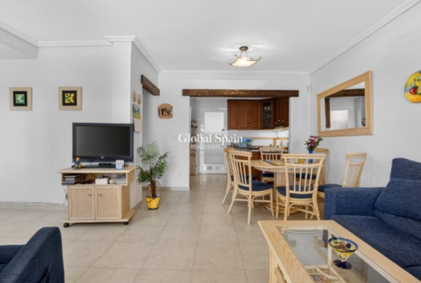 Resale - HOUSE -
TORREVIEJA - Costa Blanca