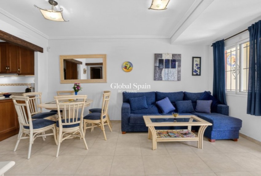 Resale - HOUSE -
TORREVIEJA - Costa Blanca