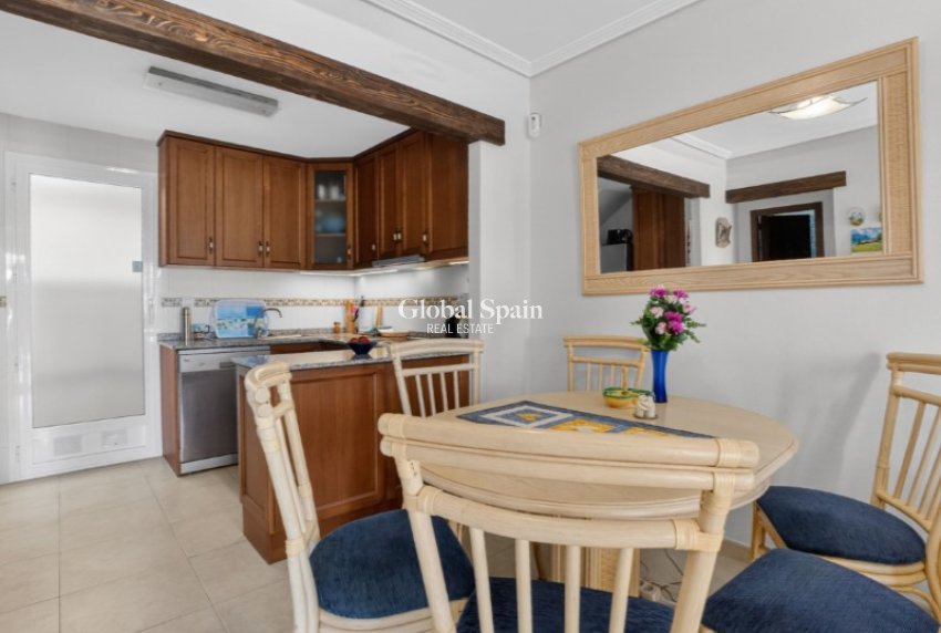 Resale - HOUSE -
TORREVIEJA - Costa Blanca