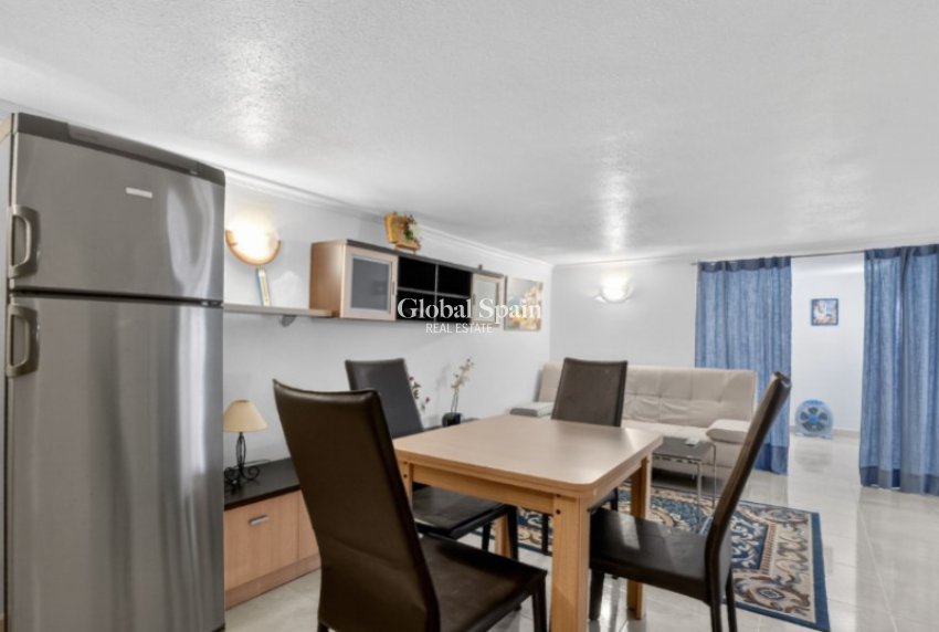 Resale - HOUSE -
TORREVIEJA - Costa Blanca