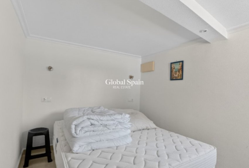 Resale - HOUSE -
TORREVIEJA - Costa Blanca