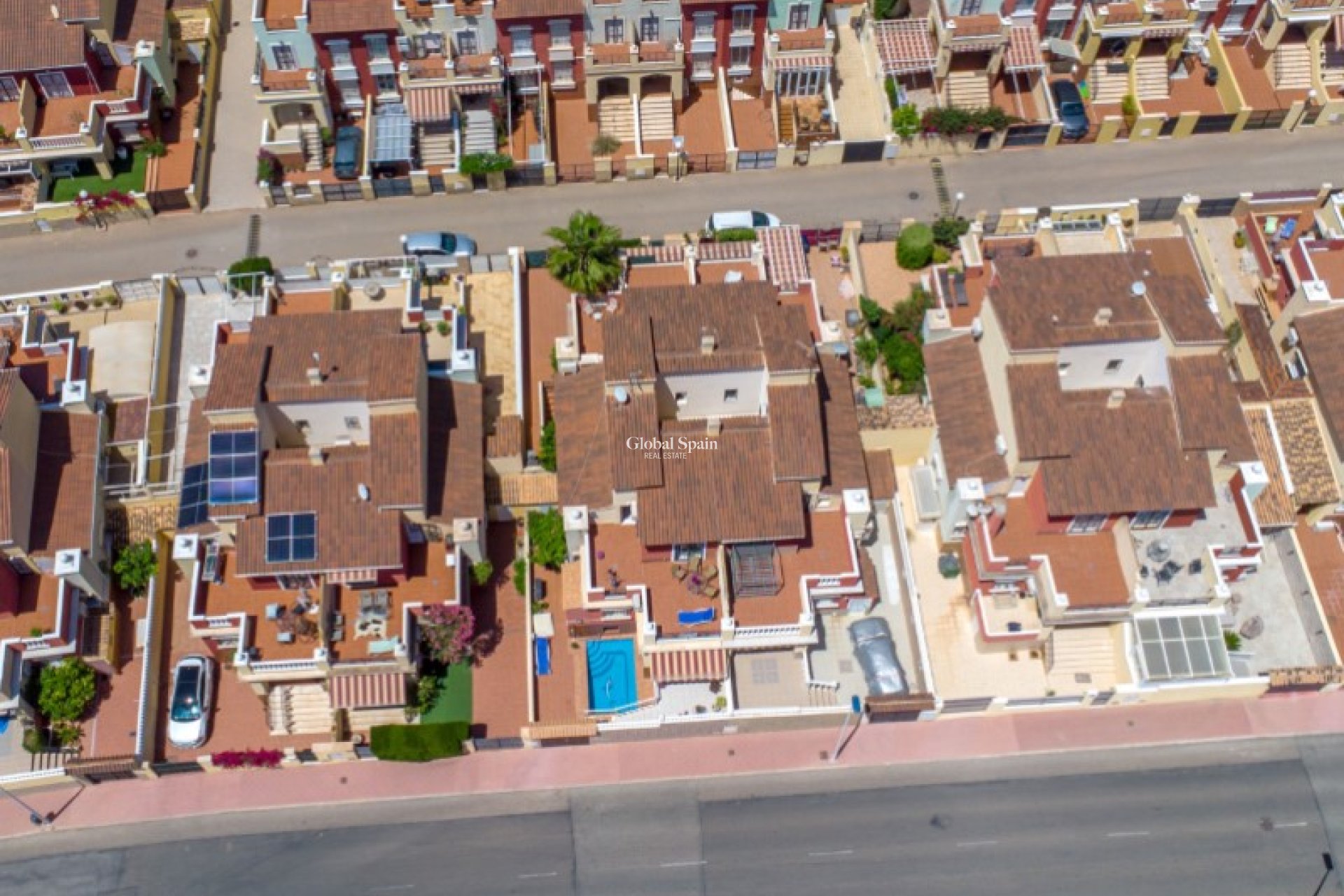 Resale - HOUSE -
TORREVIEJA - Costa Blanca