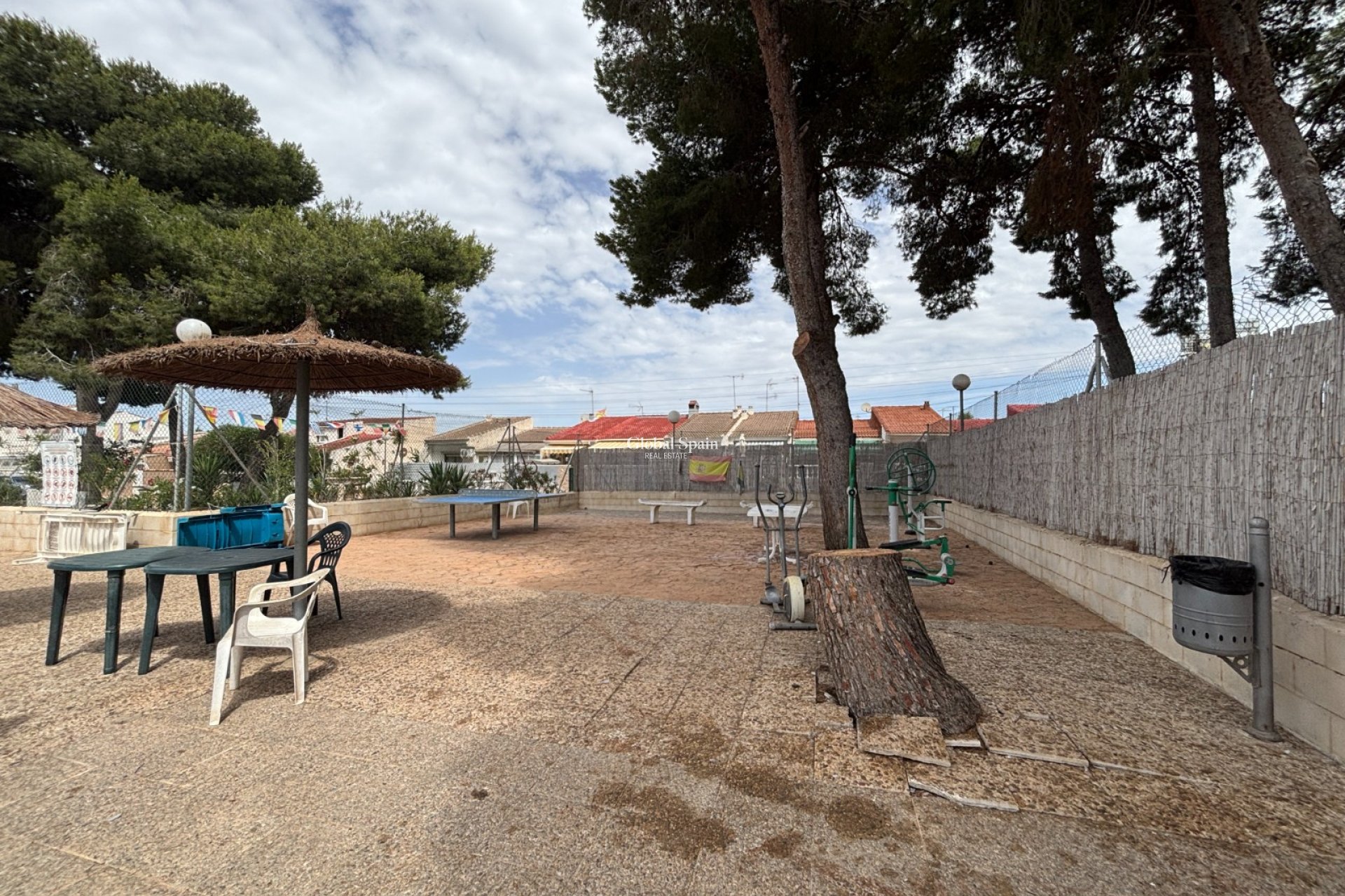 Resale - HOUSE -
TORREVIEJA - Costa Blanca