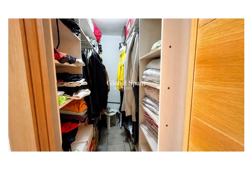 Resale - HOUSE -
TORREVIEJA - Costa Blanca