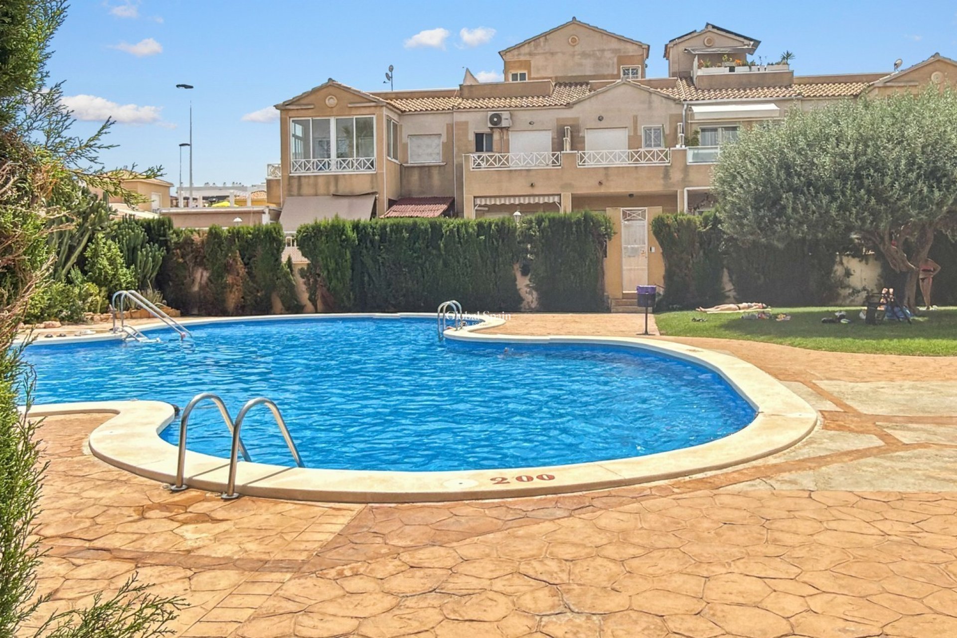 Resale - HOUSE -
TORREVIEJA - Costa Blanca