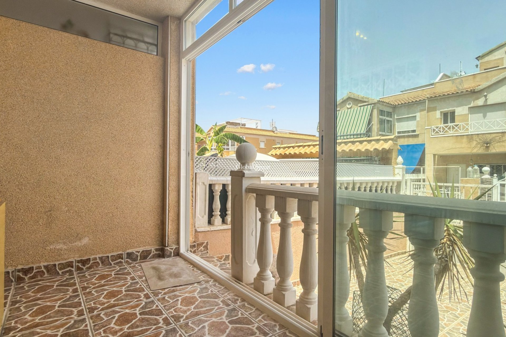 Resale - HOUSE -
TORREVIEJA - Costa Blanca