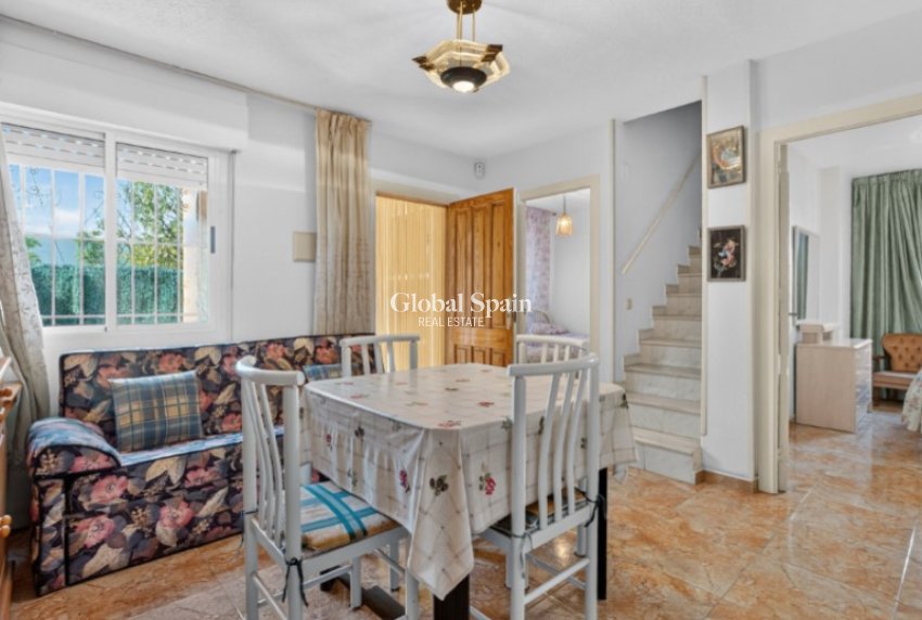 Resale - HOUSE -
TORREVIEJA - Costa Blanca