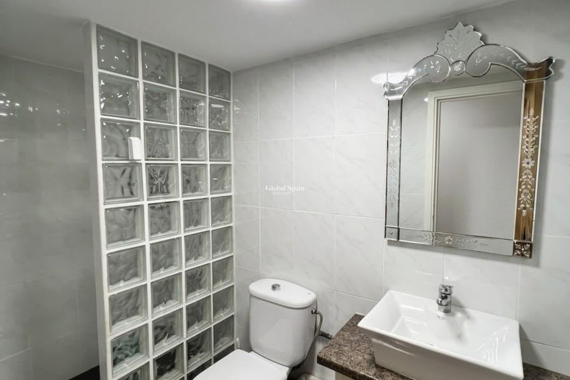 Resale - HOUSE -
TORREVIEJA - Costa Blanca