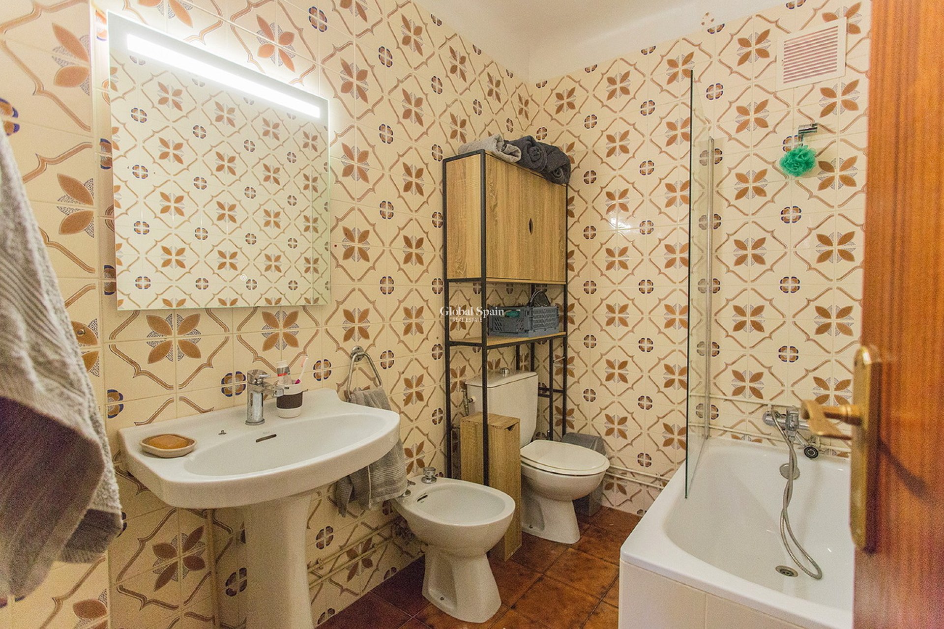 Resale - HOUSE -
TORREVIEJA - Costa Blanca