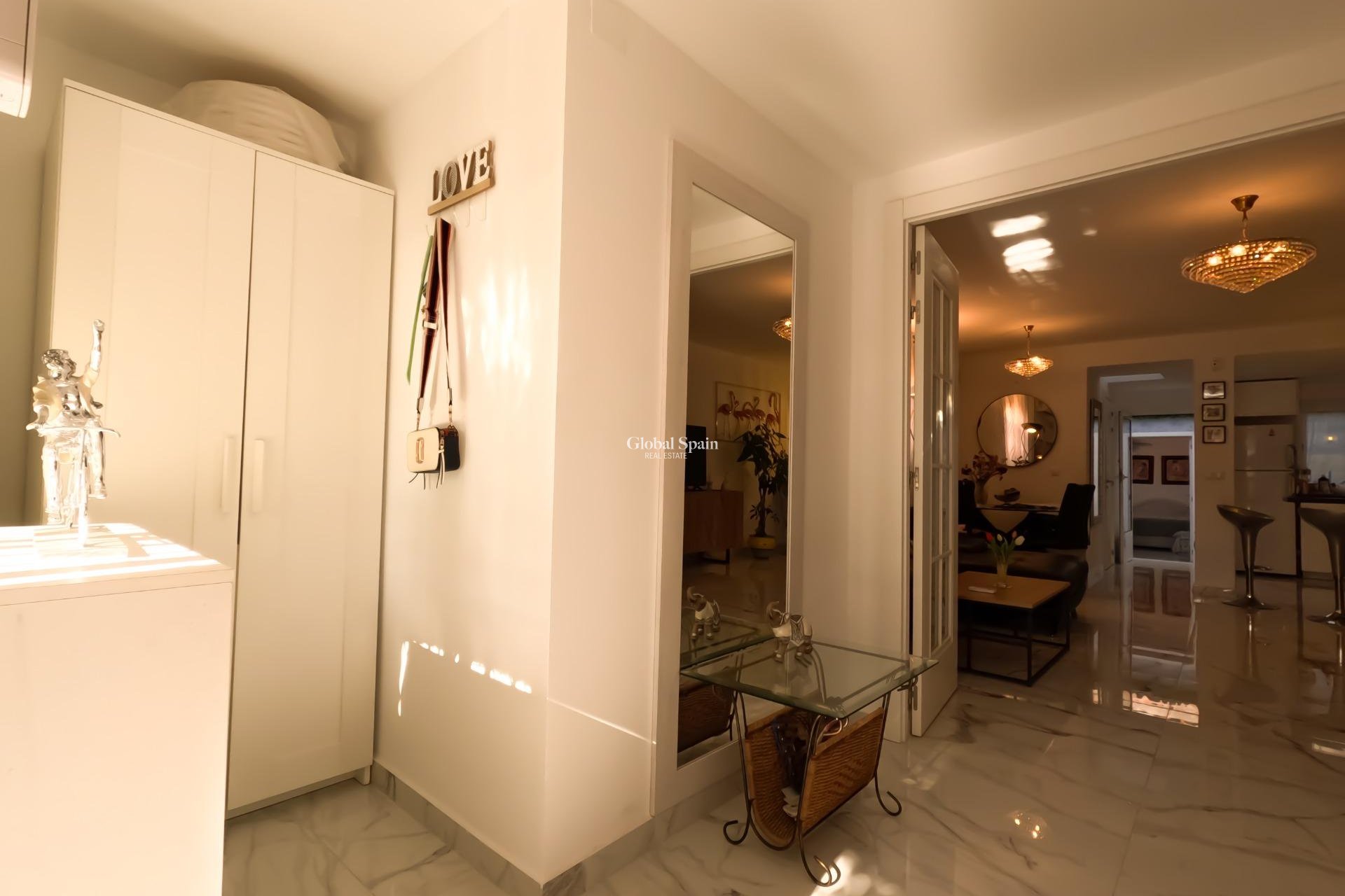 Resale - HOUSE -
TORREVIEJA - El Acequión - Los Náufragos