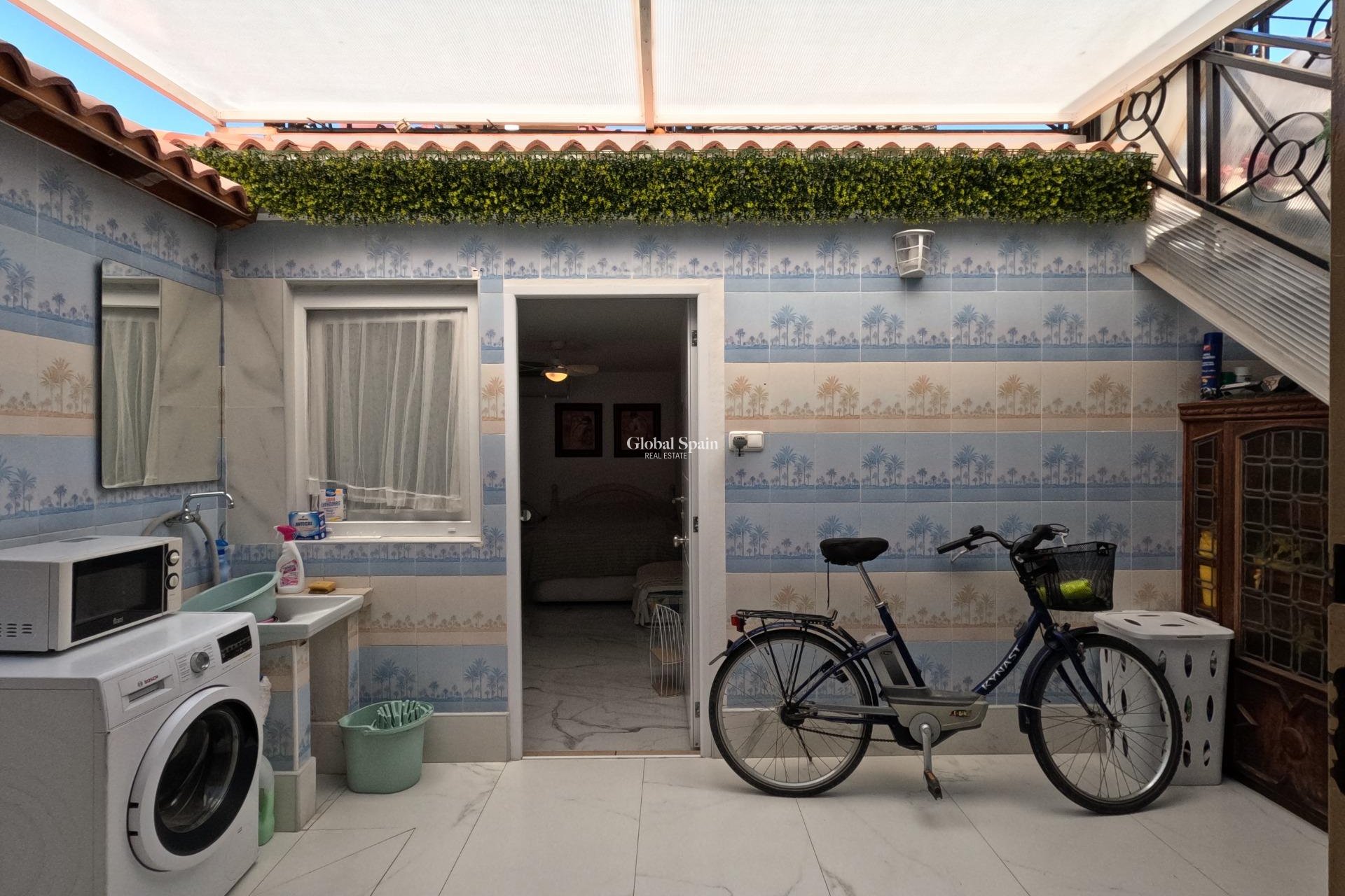 Resale - HOUSE -
TORREVIEJA - El Acequión - Los Náufragos