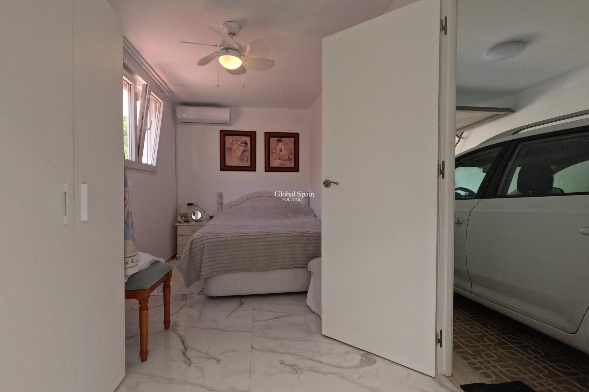 Resale - HOUSE -
TORREVIEJA - El Acequión - Los Náufragos