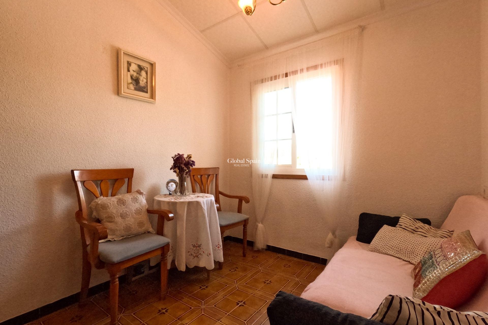 Resale - HOUSE -
TORREVIEJA - El Acequión - Los Náufragos