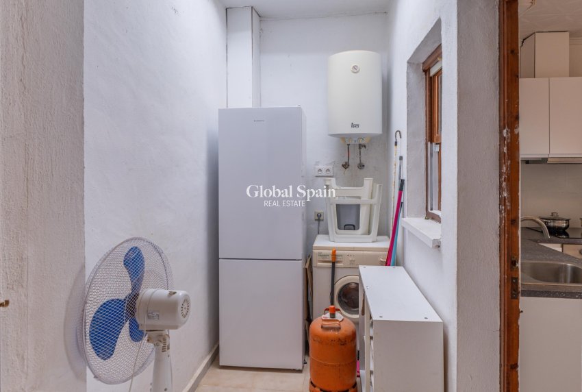 Resale - HOUSE -
TORREVIEJA - El Chaparal