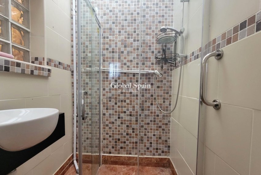 Resale - HOUSE -
TORREVIEJA - El Chaparral