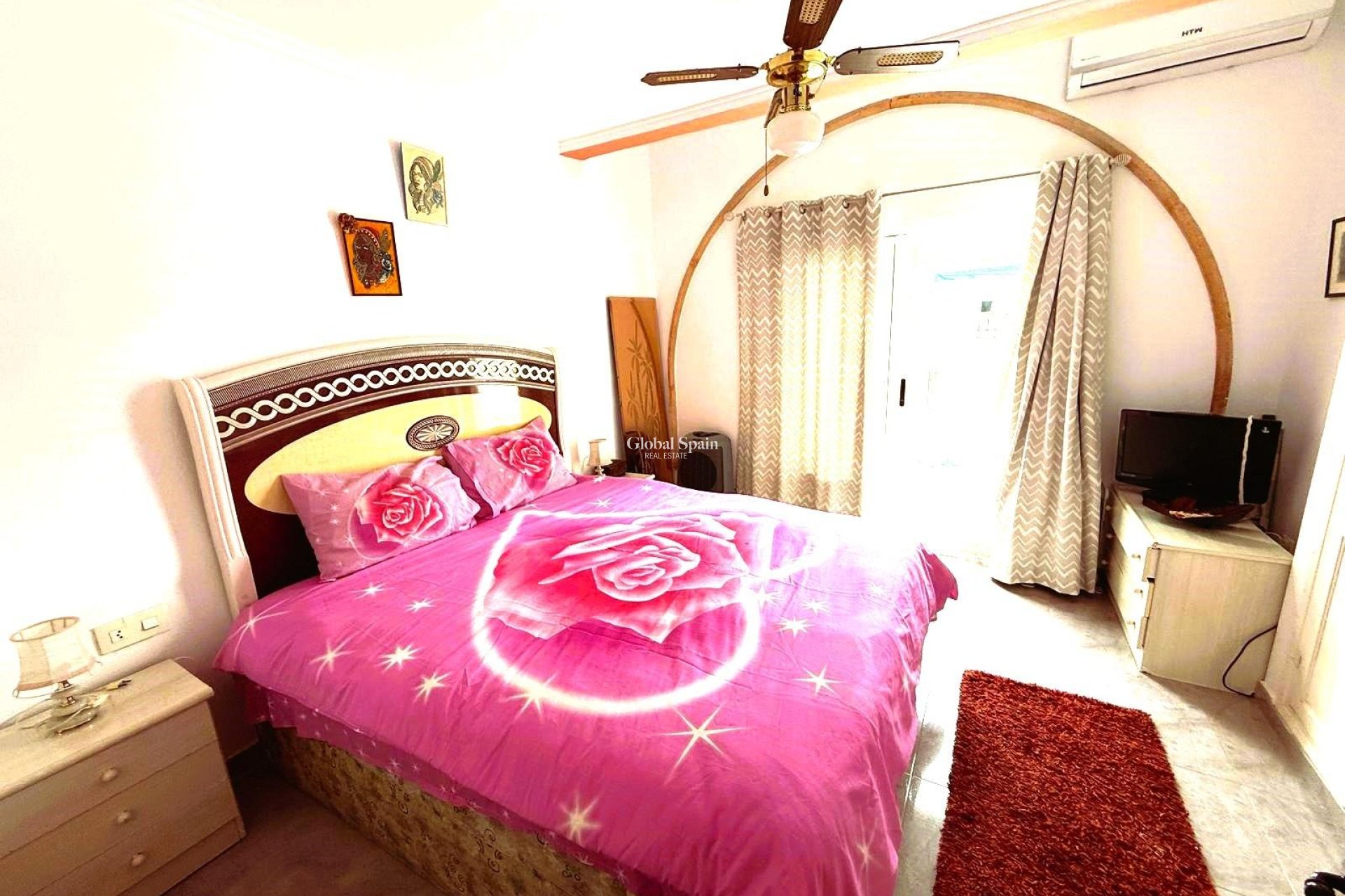 Resale - HOUSE -
TORREVIEJA - El Chaparral