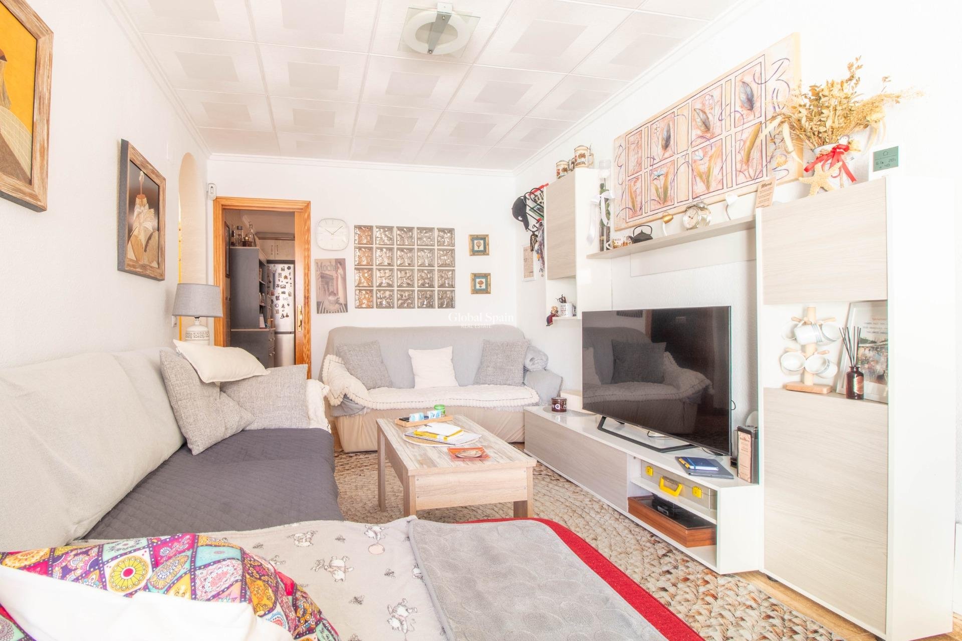 Resale - House -
TORREVIEJA - El chaparral