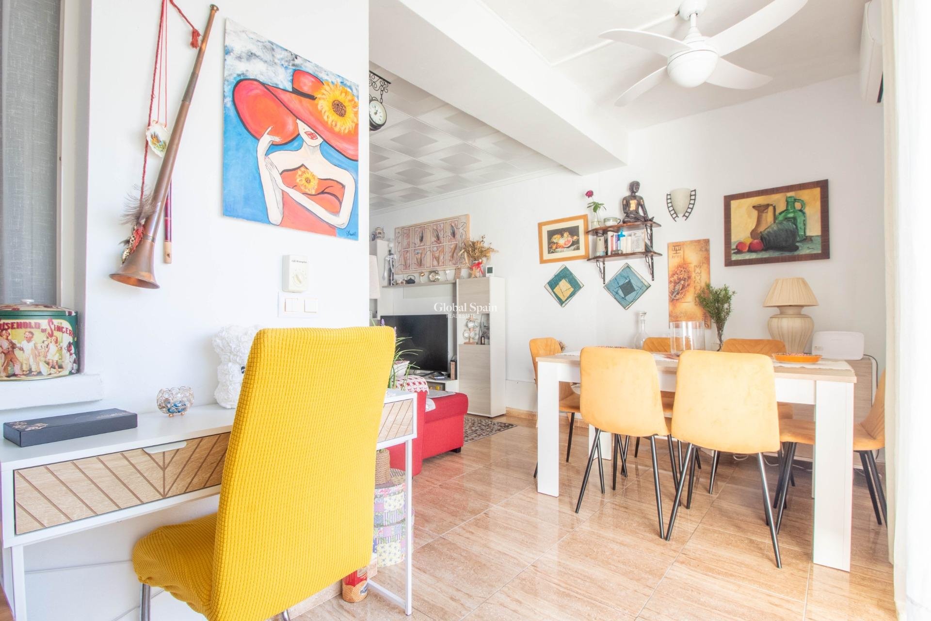 Resale - House -
TORREVIEJA - El chaparral