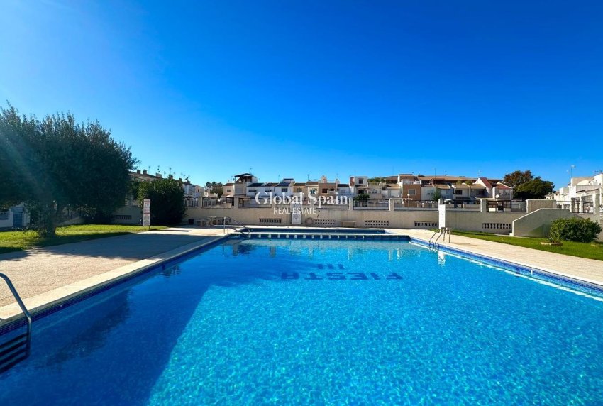 Resale - HOUSE -
TORREVIEJA - Estacion de autobuses