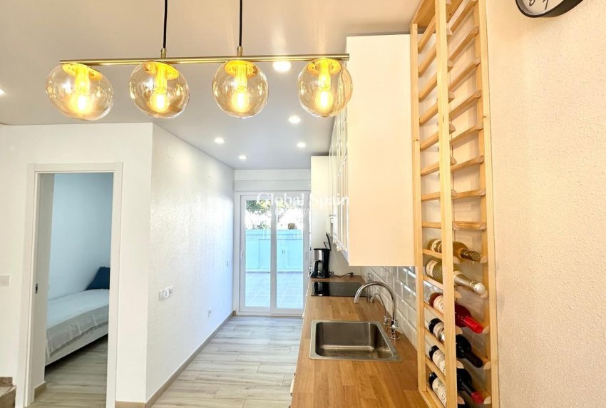 Resale - HOUSE -
TORREVIEJA - Estacion de autobuses