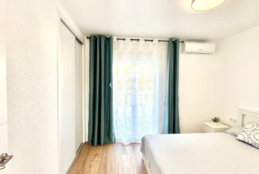 Resale - HOUSE -
TORREVIEJA - Estacion de autobuses